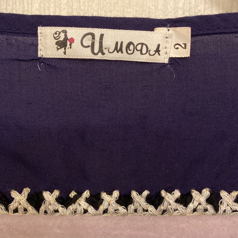 Embroidered Blouse - Picture 3 of 6